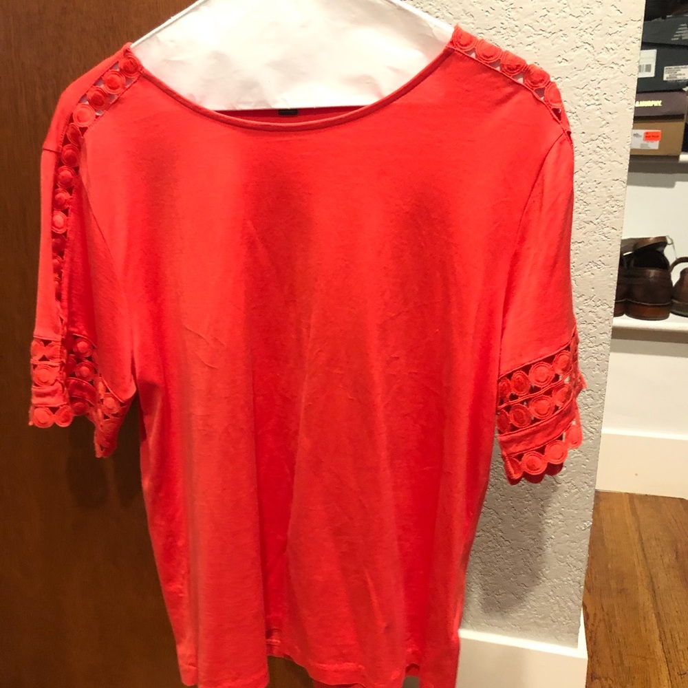 JCREW top